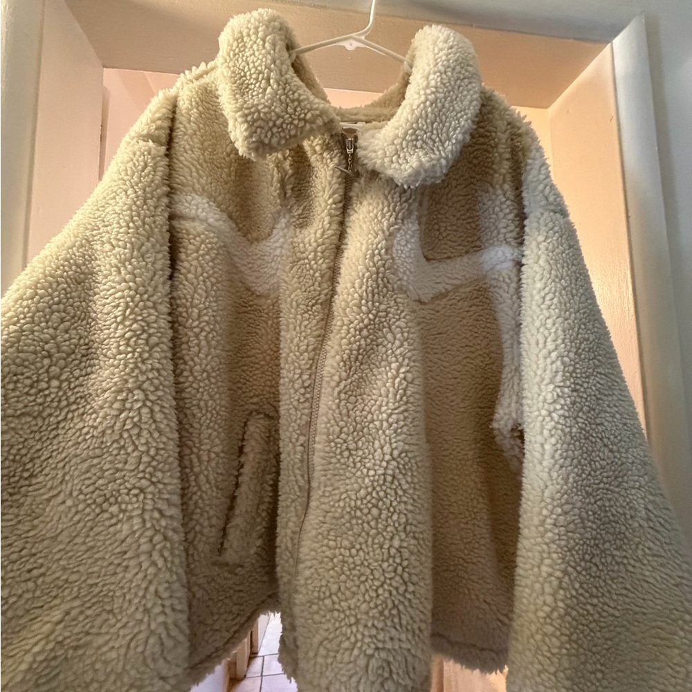 Nike Cream Sherpa Jacket